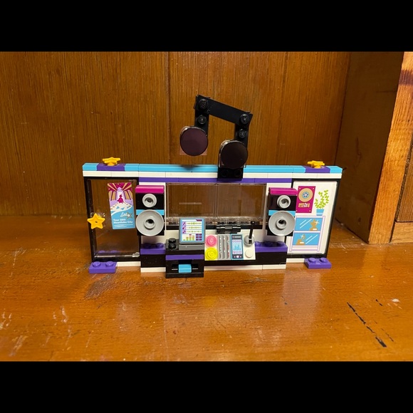 Lego Friends Pop Star Recording Studio 🎶 - Picture 10 of 10